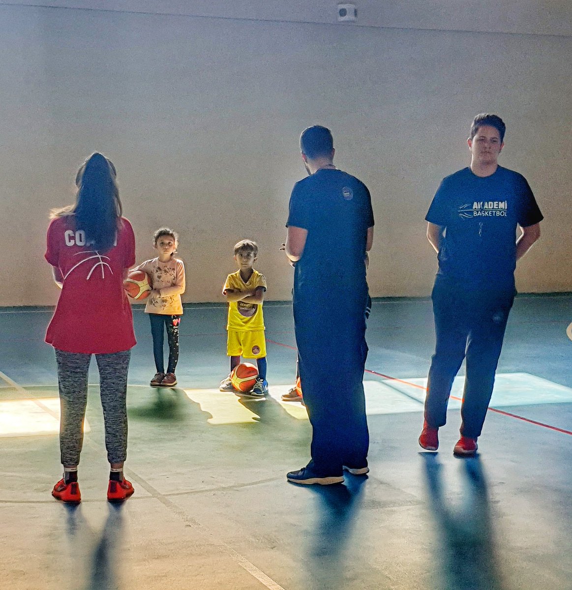 cavusoglugkhn's tweet photo. Size göre Spor Bize göre Aşk
Size göre Şekil Bize göre Eğitim
Size göre Sosyal aktivite Bize göre Yaşam biçimi.
#CınarCavusoglu #BasketbollLove #ZeroTrouble https://t.co/c1CzOsCKrN