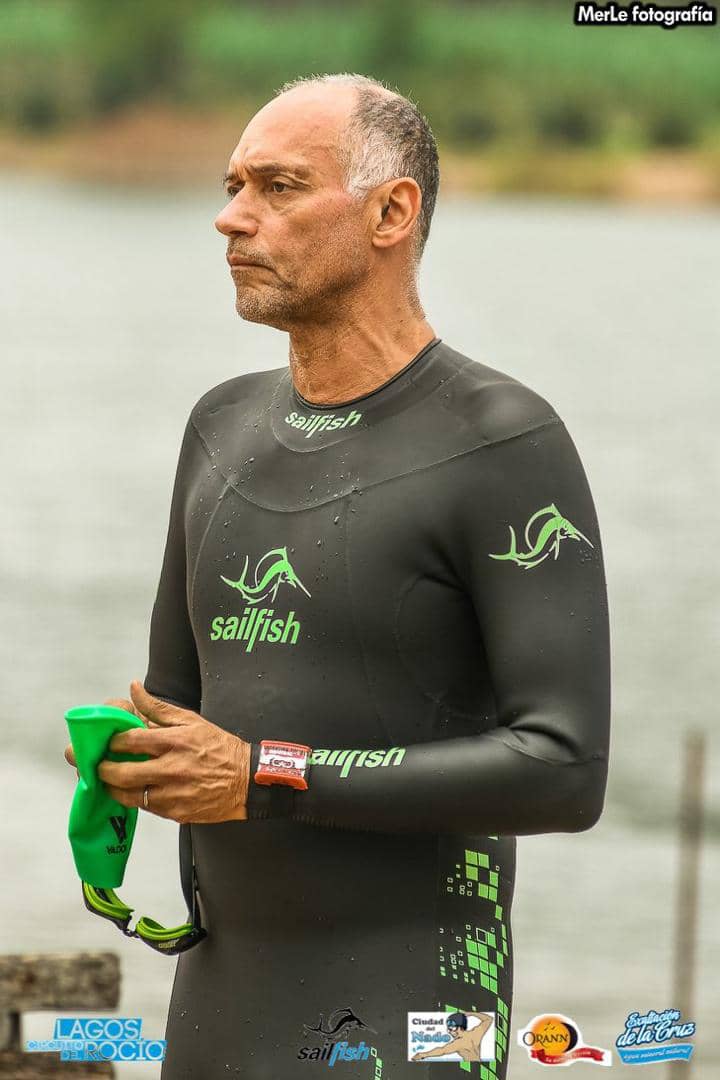 AngelsOpenWater's tweet image. Lamentamos el sensible fallecimiento #nadador #AguasAbiertas Osman Pulgar #equipo #LosCortijos. Solidaridad con su familiares, amigos, compañeros y quienes compartimos pasión por los #DeportesAcuaticos. Q.D.E.P.