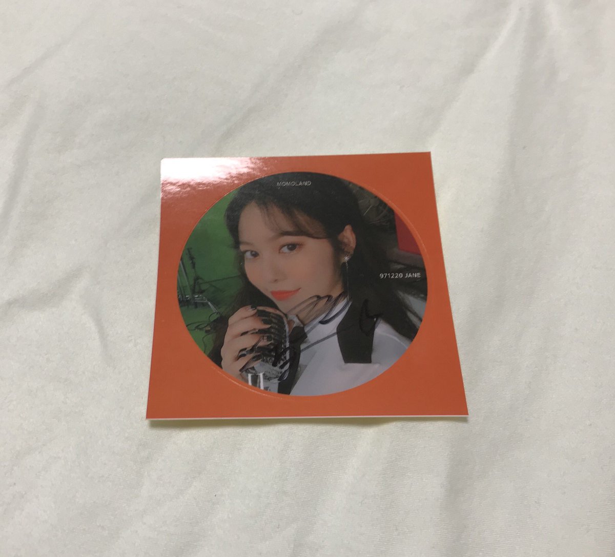 jooe_jooe_0818's tweet photo. 譲 )FC入会特典
サイン入りシール #ジェイン
求 )同等のもので #ジュイ
郵送での交換希望です。
DMまたはリプお願いします!
#MOMOLAND交換 #MOMOLANDハイタ #MOMOLAND #モモランド #2YearsWithMOMOLAND https://t.co/SKFk9sgzVo