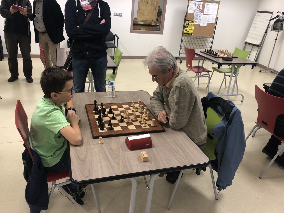 Les jeunes de #checketmat en peine action!