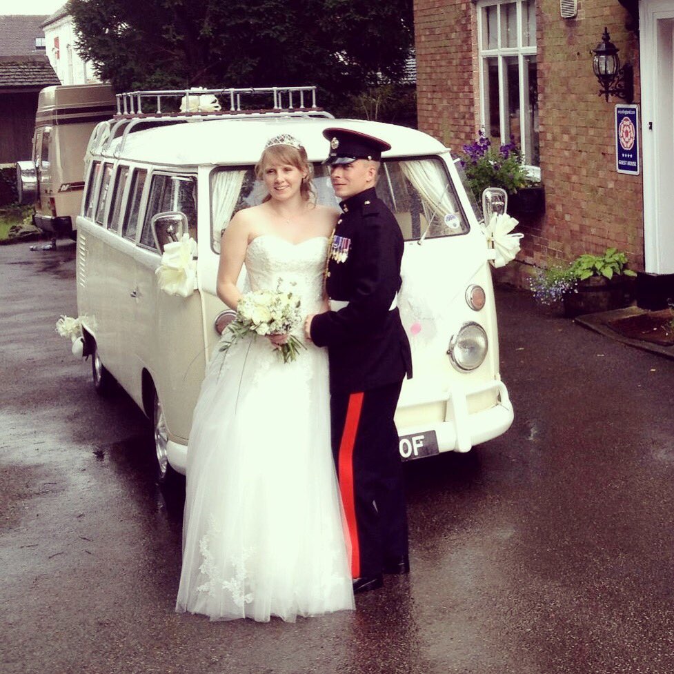 Funcampers's tweet image. Sending love and respect to our service men and woman today, past and present. ❤️ we will remember you. 🌺