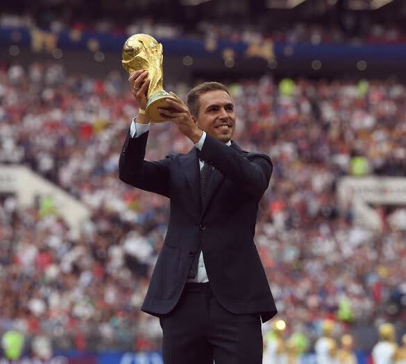 One of the best defenders in the history of football turns 35 today, happy birthday Philipp Lahm! 