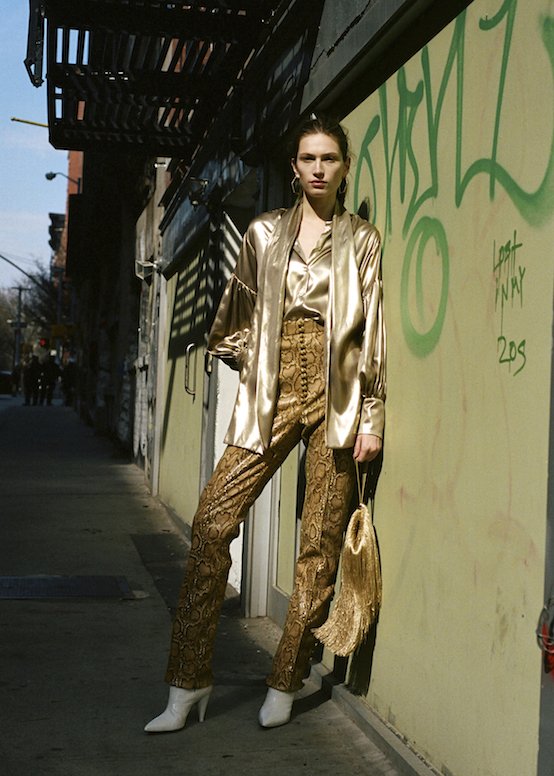 From subtle touches to statement-making outerwear, here's how to style AW18's snake-print trend  🐍 mfa.sh/0xCrAj