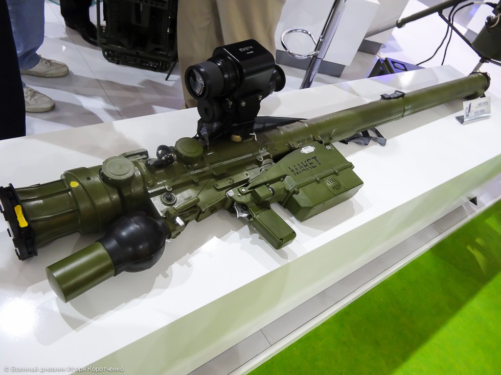 O Xrhsths マクナイト T 84 Sto Twitter ロシアの最新型のmanpadsである9k333 Verba ランチャー 自体が古く見えるせいで Hmdや液晶ディスプレイなどの照準器があって初めて最新型だと思えるアレ