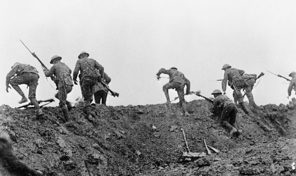 piersmorgan's tweet image. For our freedom, they made the ultimate sacrifice.  
Remember them.
Thank them.
#Armistice100
#RemembranceDay2018
#LestWeForget