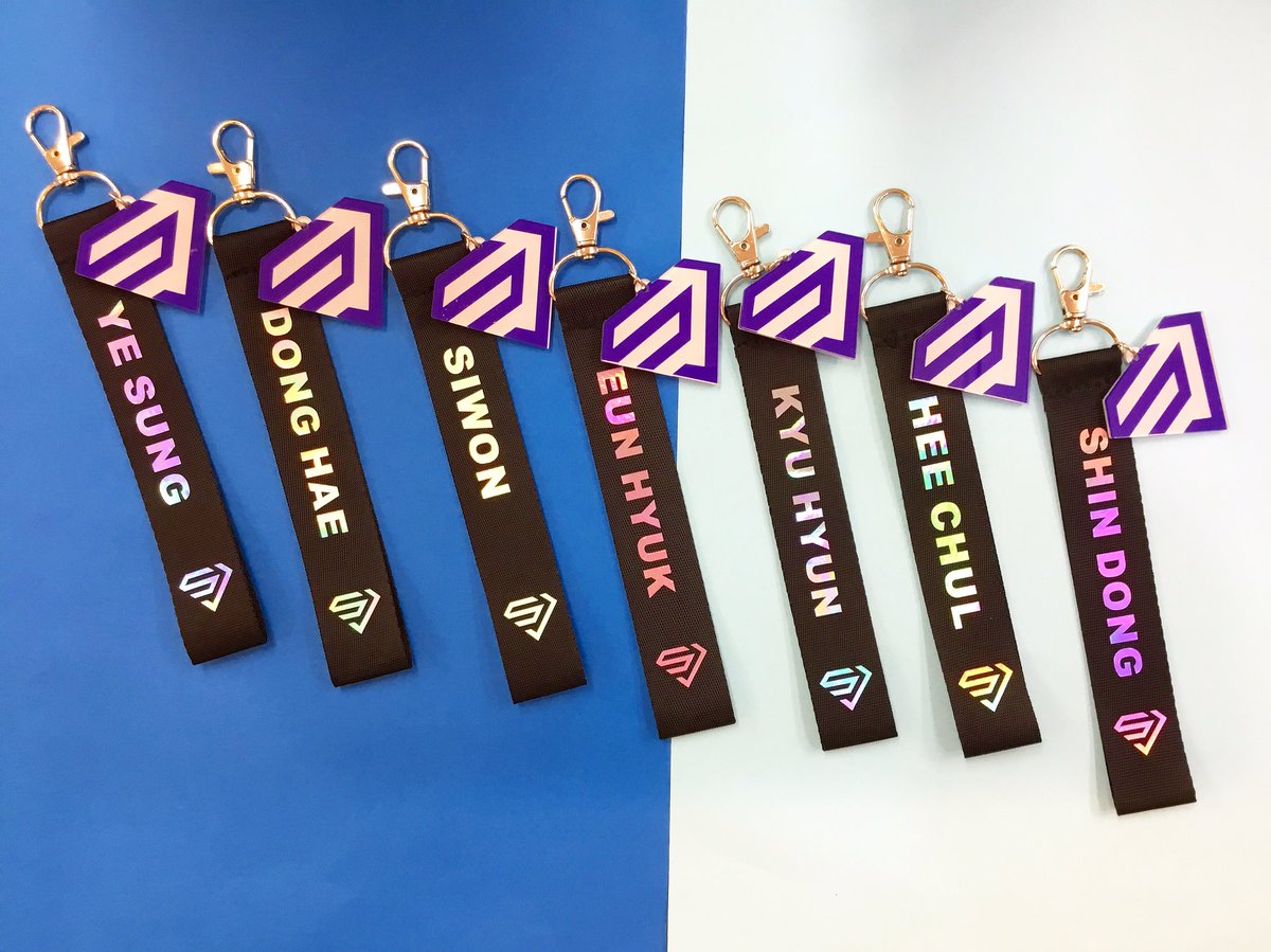 キラキラ 韓流商店 札幌 Super Juniorのネームストラップが新入荷いたしました ロゴマーク付きです 先日札幌でもライブがありましたが キラキラでも最近人気になっております キラキラ韓流商店 札幌 韓国グッズ 韓国コスメ Superjunior Sj キラキラ 韓流商店 札幌 Super Juniorのネームストラップが新入荷いたしました ロゴマーク付きです 先日札幌でもライブがありましたが キラキラでも最近人気になっております キラキラ韓流商店 札幌 韓国グッズ 韓国コスメ Superjunior Sj