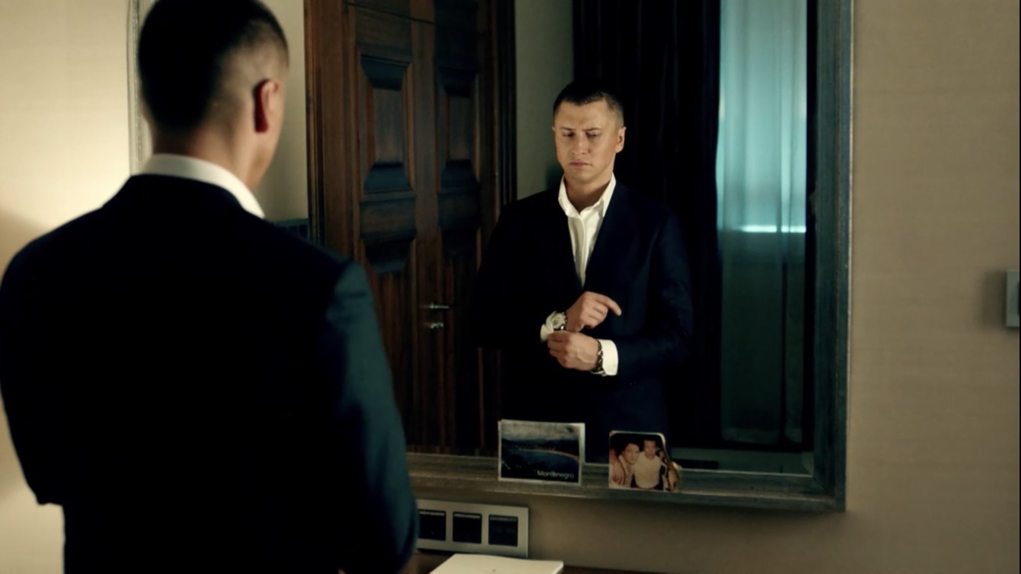 Сериал мажор Игорь в пальто