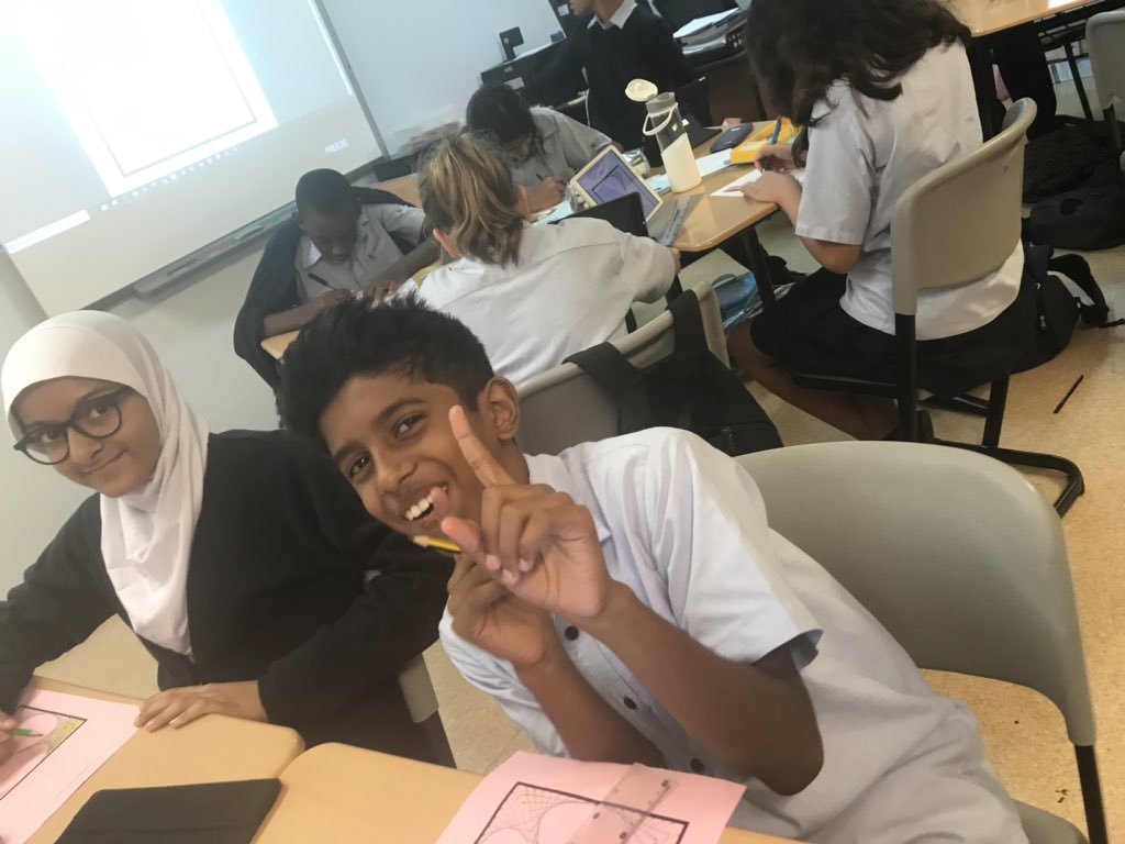 DCMathsDept's tweet photo. More poppy making from our fab Year 7s #WWI100 #WWICentenary #RememberanceDay2018 @DohaCollege @DCHistoryDept https://t.co/7CCJv56MFj