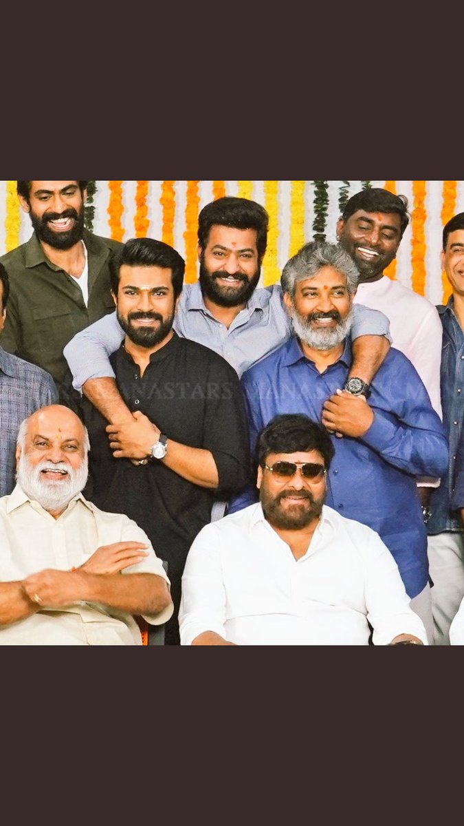 trilokviru's tweet photo. Finally the day has arrived for biggest of the biggest people in one frame @tarak9999 #Ramcharan #RRRMassiveLaunch @ss_rajmouli #RRRLaunch .Tarak has Ever dominates with his Grace.#Grandlaunch Set to roll out on Nov19 #NTR29 #RC13 #SSR16 #Dvv https://t.co/eM9013oc7F