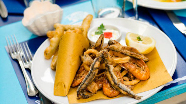 aromas36's tweet image. #BuonaDomenica! What about a good fish lunch?
@aromas36 suggests Pesci Fritti, in the heart of #Rome
#11Novembre