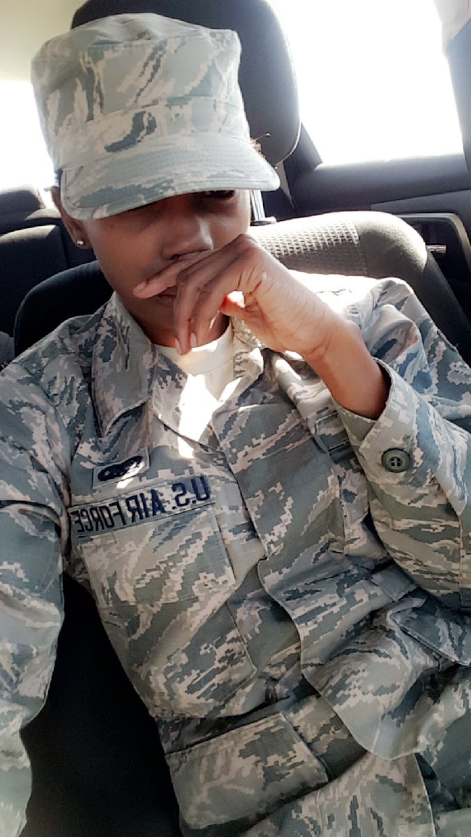 chyna_krystelle's tweet photo. Happy Veterans Day to all those who’ve Served or is Still Serving ✈️🇺🇸 #HappyVeteransDay #USAF #VeteransDay2018 #ThankYouForYourService #YourFavNoLabel #ChynaKTheModel https://t.co/udrGfaYV93