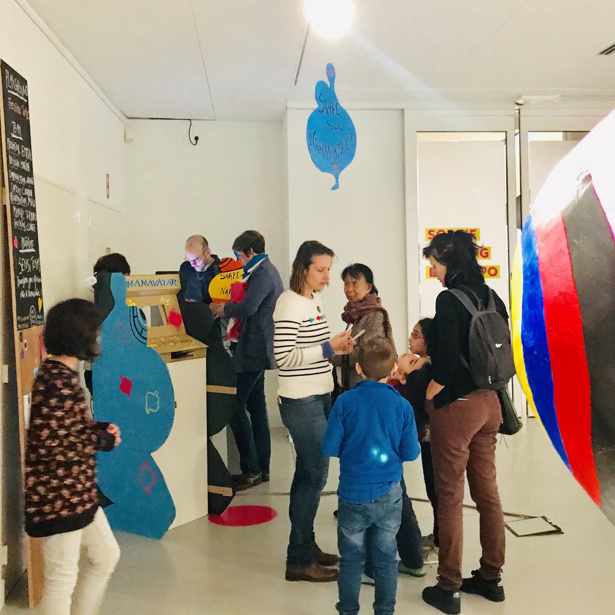 SMuseomix's tweet photo. Testing time ⏰

#visitor #exhibition #museomix #museomixbe #museumlab https://t.co/Qb5cWz8y5e