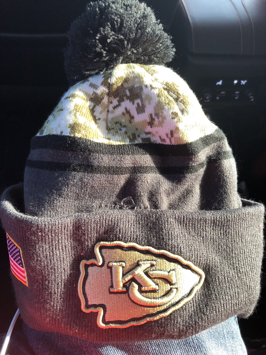 4xChiefs's tweet photo. #salutetoService #chiefsvsCards #arrowheadbound https://t.co/yi7GP7Mjoz