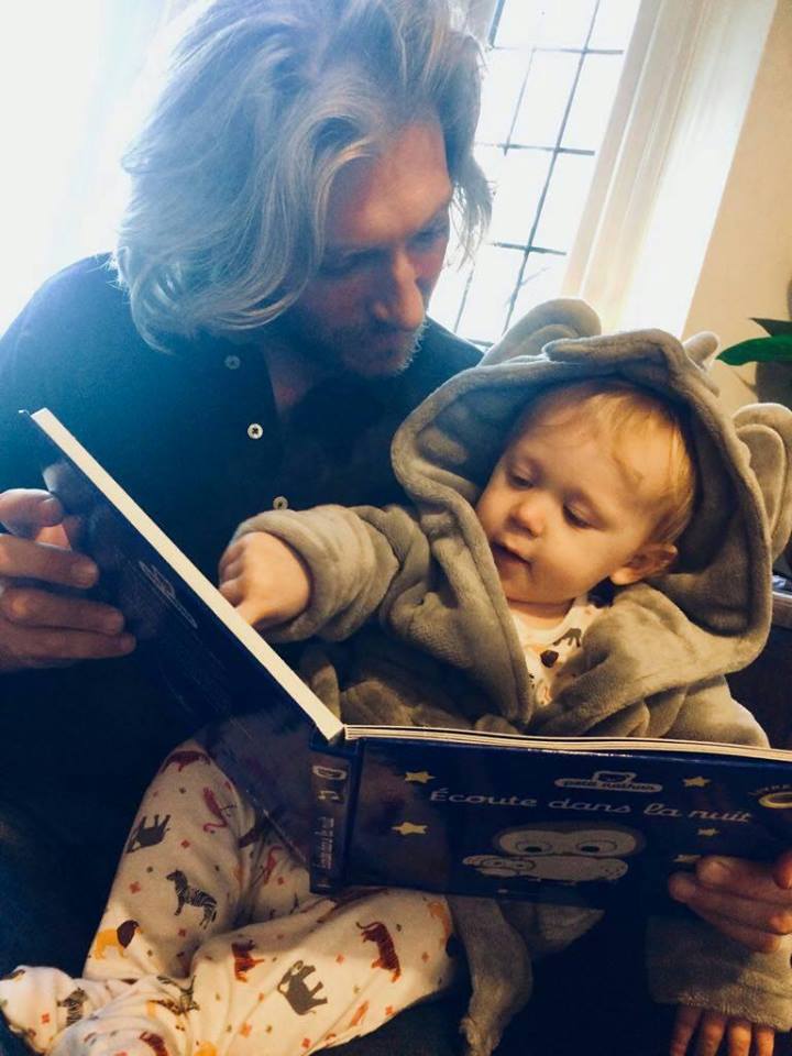 French Toddler Groups start tomorrow, in #Epsom. Still time, but you must pre-book! Favourite story book, 'Ecoute dans la nuit' is on someone's reading list!