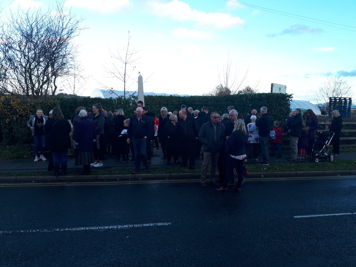 GLPrestonPC's tweet photo. A great turnout this afternoon. We will remember them #lestweforget https://t.co/BEiJ73JjY6