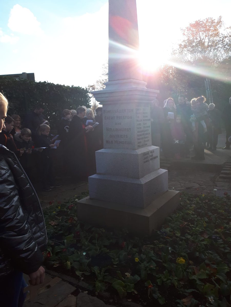 GLPrestonPC's tweet photo. A great turnout this afternoon. We will remember them #lestweforget https://t.co/BEiJ73JjY6