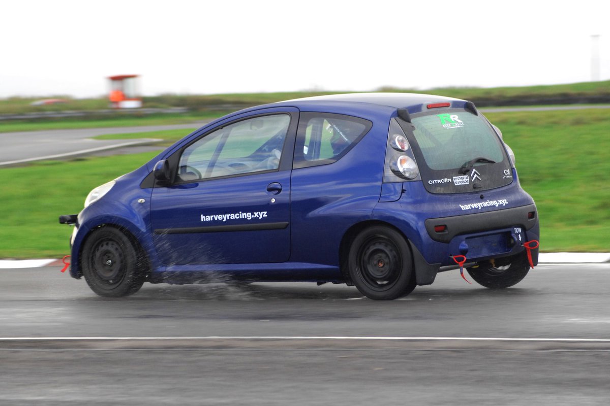RussLcv's tweet photo. #citroen
#c1racingclub
#citroenracing
#c1challenge
#citroenc1
#becauseracecar
#llandowcircuit https://t.co/G3Qn46ZWrc