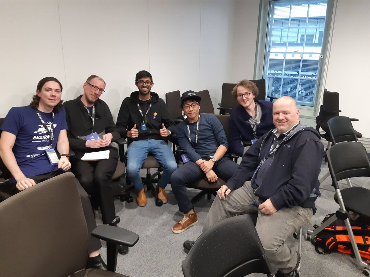 PimlicoRich's tweet image. DfT team getting ready for next steps on the Rolling Stock Challenge.  #Hacktrain5