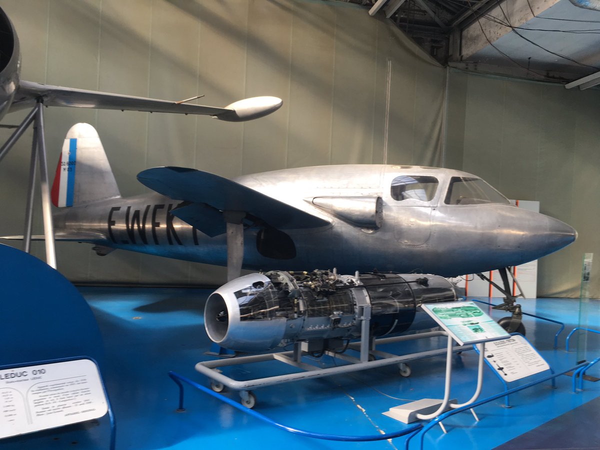 C’était un 11 novembre, c’était en 1946. Le Triton volait pour la première fois et lançait la course à Mach 2. Lire Fana N°588 - novembre 2018. #Mach2_1958