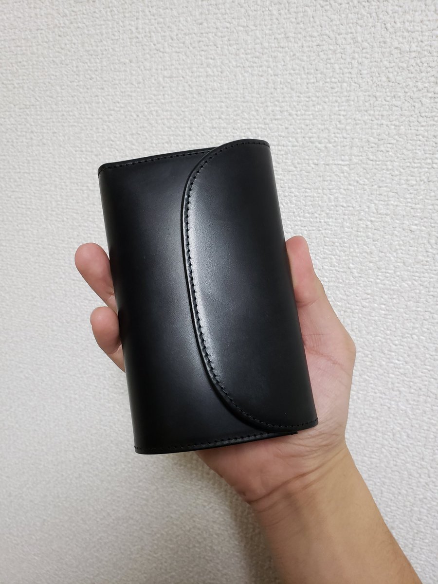 Yo On Twitter 5年使ったブルガリの財布 留め具のところが壊れたので新しくホワイトハウスコックスの三つ折を買いました 2つ折りと長財布 を使ってきたので次は三つ折が欲しくてこれにしました