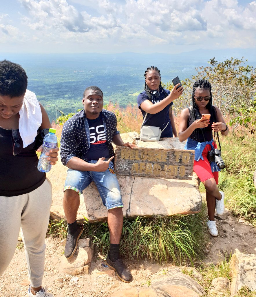 exploregh's tweet photo. RT @OkohYeboah: RT @curtisvmk: As part of #TeamBonding #teambondingweekend exercise, #teamispace had a movie night sleepover after an #exclusivedinner and then took a 5 hour trip to Wli Waterfalls and #hiking on Afadjato (Mount Afadja). There are beautif… https://t.co/jiENzZW2Qj