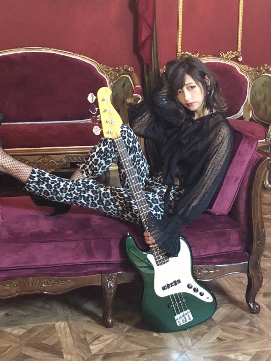 11 10ベース女子写真展トークショー Twitter