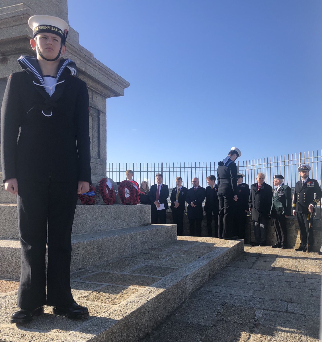Mark Davey (@markydee1) on Twitter photo 100 years on. Remembering together all those who didn't come home and lost their lives fighting for our freedom.<a href="/MountsBaySchool/">Mounts Bay</a> <a href="/HDSPenzance/">Humphry Davy School</a> 100 years on. Remembering together all those who didn't come home and lost their lives fighting for our freedom.<a href="/MountsBaySchool/">Mounts Bay</a> <a href="/HDSPenzance/">Humphry Davy School</a>
