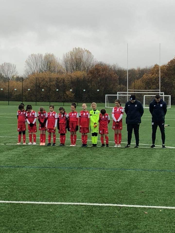 kierenrodgers92's tweet image. Super proud of these girls one minute silence and then played phenominal football and a great game to watch @PNEWJFC @Darrylm5 #developmentiskey #creativegirls #LetThemPlay