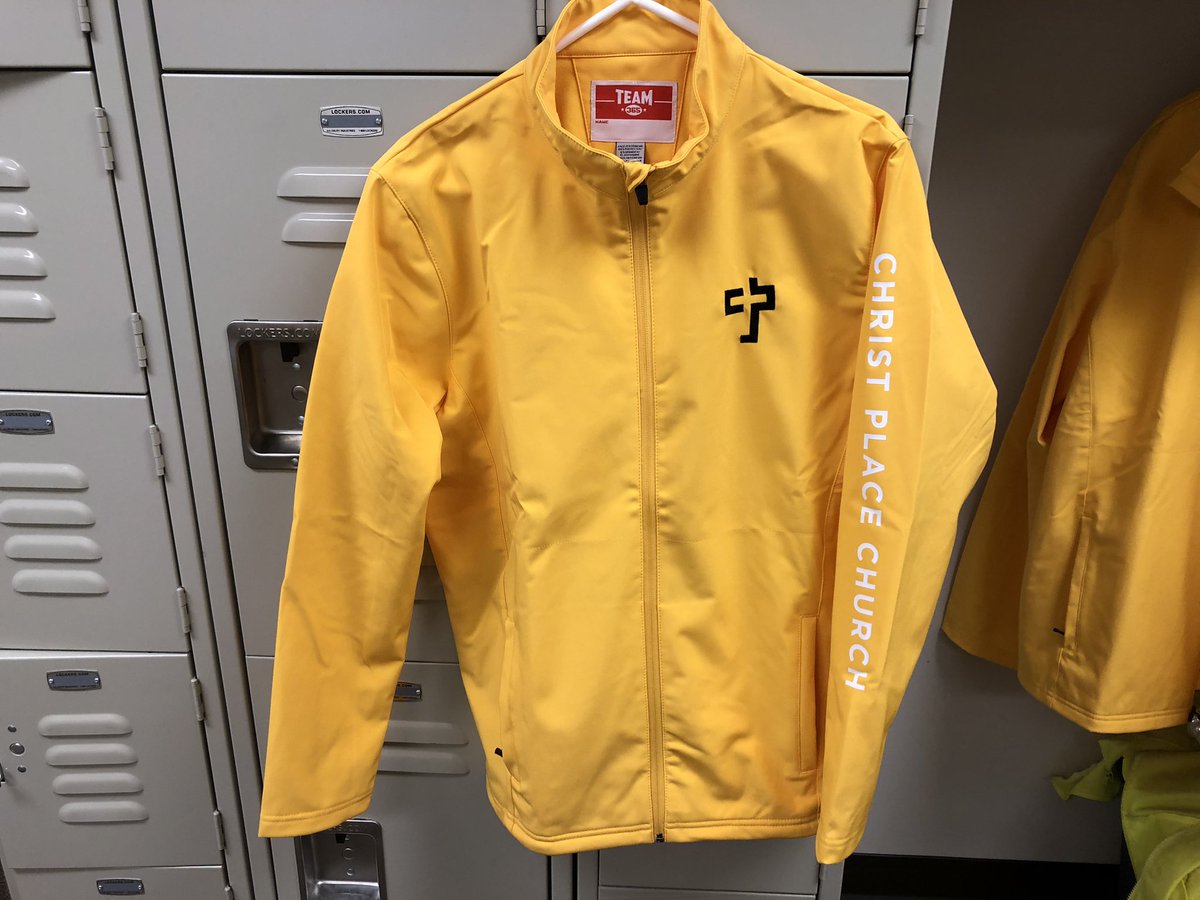 Early Sunday morning Team leader training with some incredible leaders on our First Impressions team. They were challenged to memorize our mission, values, strategy,and measures in one week. Winners score an awesome Christ Place jacket! @maclake #LeadershipPipeline <a href="/Christ_Place/">Christ Place Church</a>