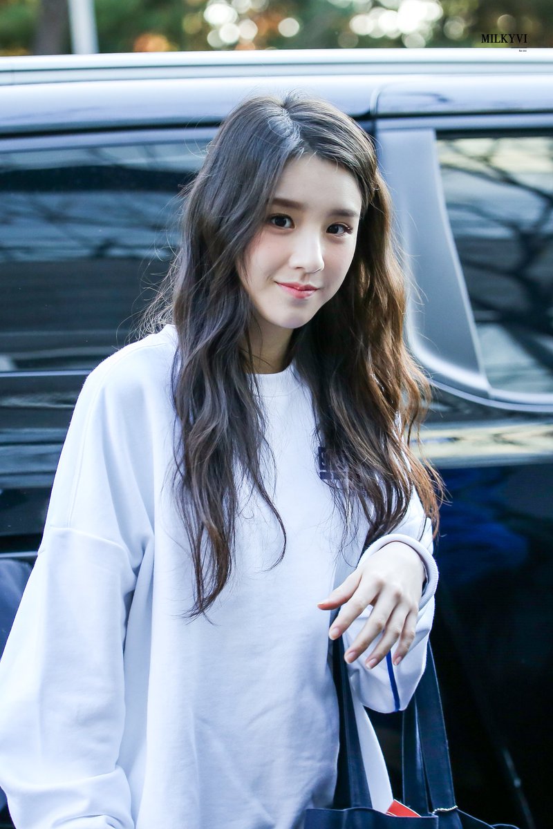 n년 전 오늘의 희진 봇 tweet media