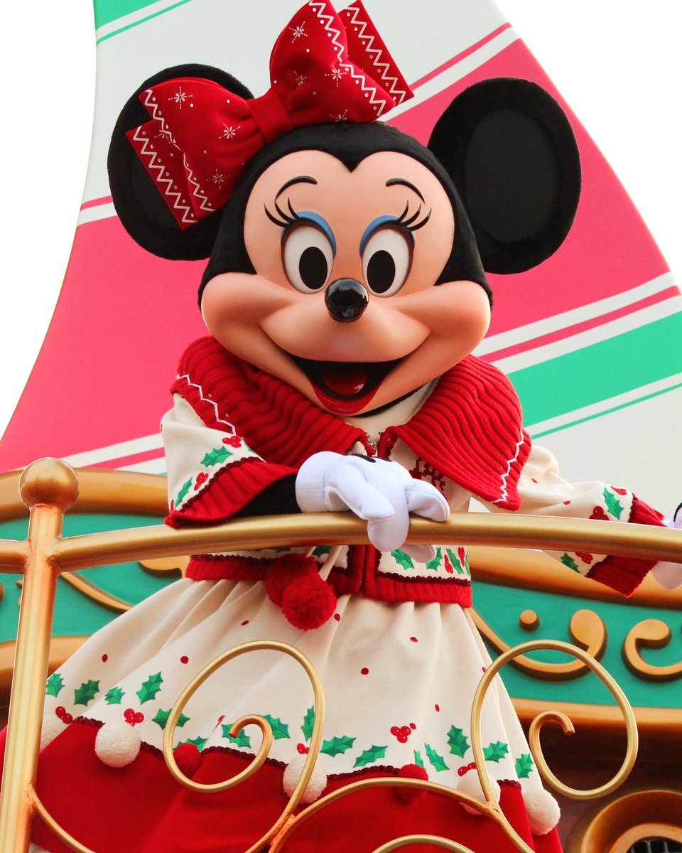 Mickey_rabbit1's tweet photo. 見始めて来ました！
クリスト初めて見ました〜(*/ω＼*)
やっぱクリスマスって雰囲気から好き！ https://t.co/D1TT3Nd8ZW