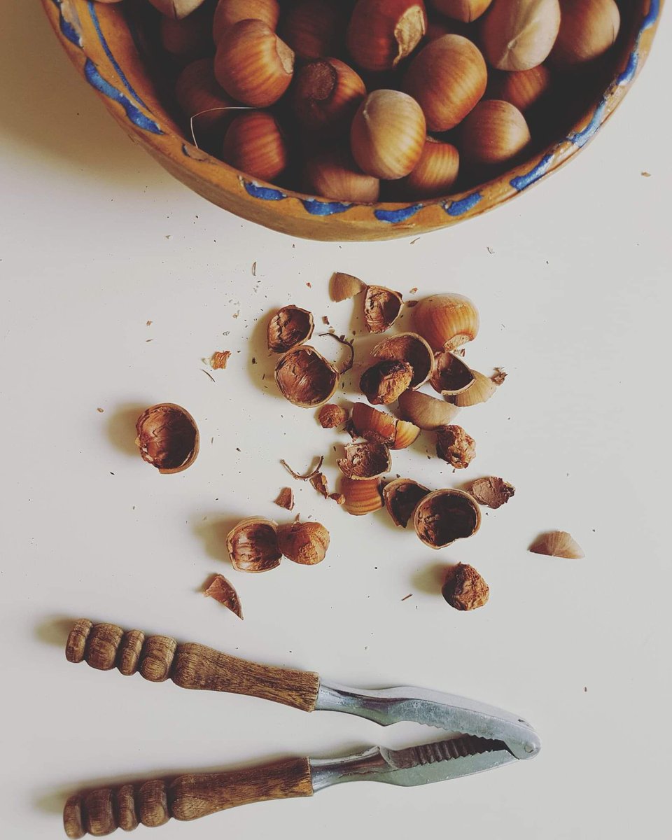 SIMONAMARIAPOP's tweet photo. Am verificat calendarul meu hygge. Noiembrie e cu muuultă supă și gătit împreună cu prieteni. Voi ce planuri aveți pentru această lună?
#cutiadecarton #hygge #artadaneză #fericire #recomandare
https://t.co/KtMJ9bmHql https://t.co/QbUxY4xUDi