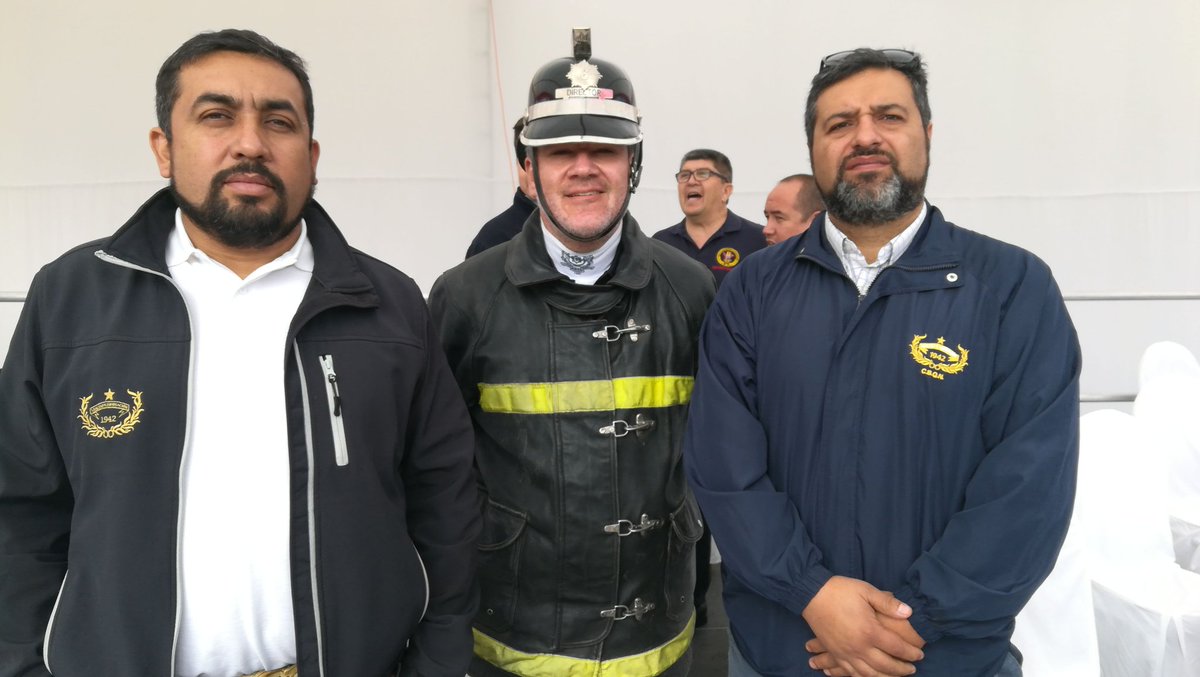 Agradezco la presencia de los Sres Comandantes de los cuerpos de <a href="/BomberosNunoa/">Cuerpo de Bomberos de Ñuñoa</a> <a href="/CBQN/">C.B. Qta. Normal</a> <a href="/CBConchali_1948/">Bomberos Conchalí - Huechuraba</a> y <a href="/CENTRAL132MAIPU/">CENTRAL DE ALARMAS</a> quienes nos acompañan hoy.