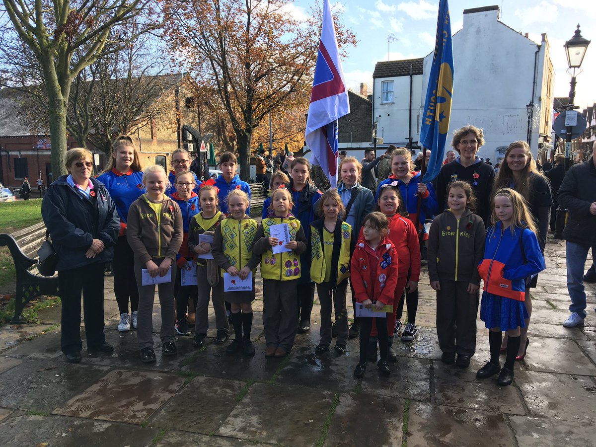 <a href="/1stChathamNorth/">Chatham North Guides</a> <a href="/guidingkentwest/">GirlguidingKentWest</a> #rememberancesunday attending 2 remembrance parades- #Victoria gardens, #rochester cathedral paying our respects to those that gave their lives to enable us to live ours.