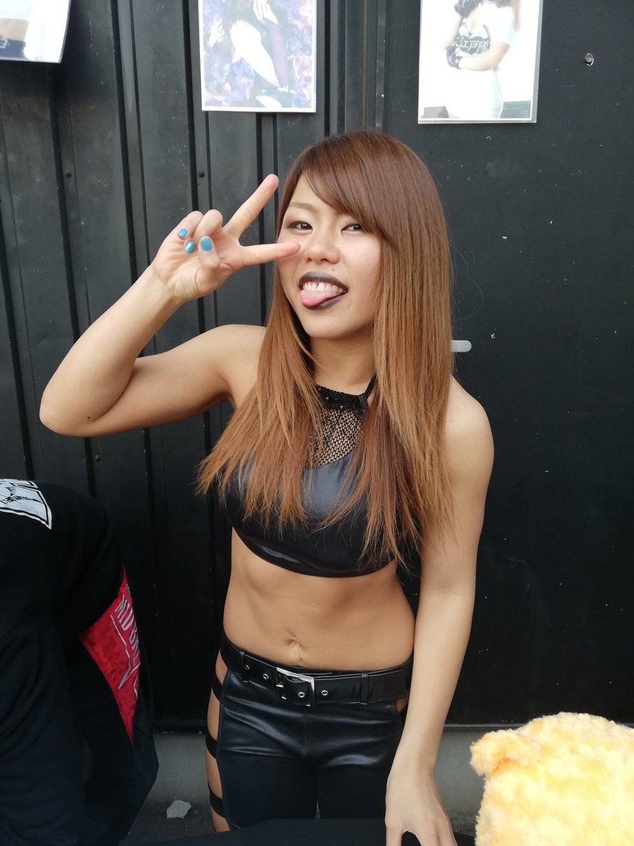 飯島みちかず Na Twitteru 11月10日スターダム新木場 葉月選手初売店 花月選手 ジャングル叫女選手 23日防衛戦頑張ってください 応援いきます スターダム ジャングル叫女 葉月 花月 23日後楽園ホール 飯島みちかず Na Twitteru 11月10日スターダム新木場 葉月選手初売店 花月選手 ジャングル叫女選手 23日防衛戦頑張ってください 応援いきます スターダム ジャングル叫女 葉月 花月 23日後楽園ホール
