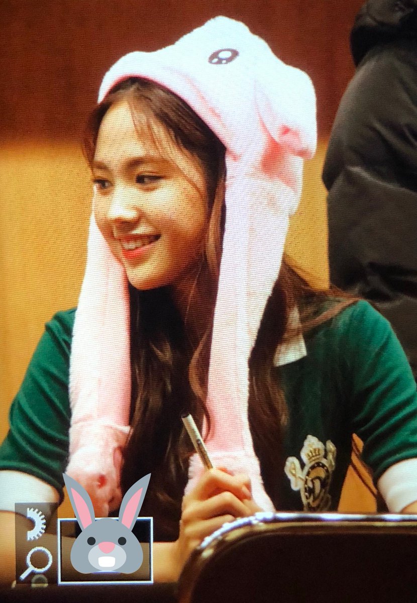 010907com's tweet image. 181111 당산 팬싸인회 프리뷰

수망 💖

@iMe_Dreamnote 
#드림노트 #수민 #박수민