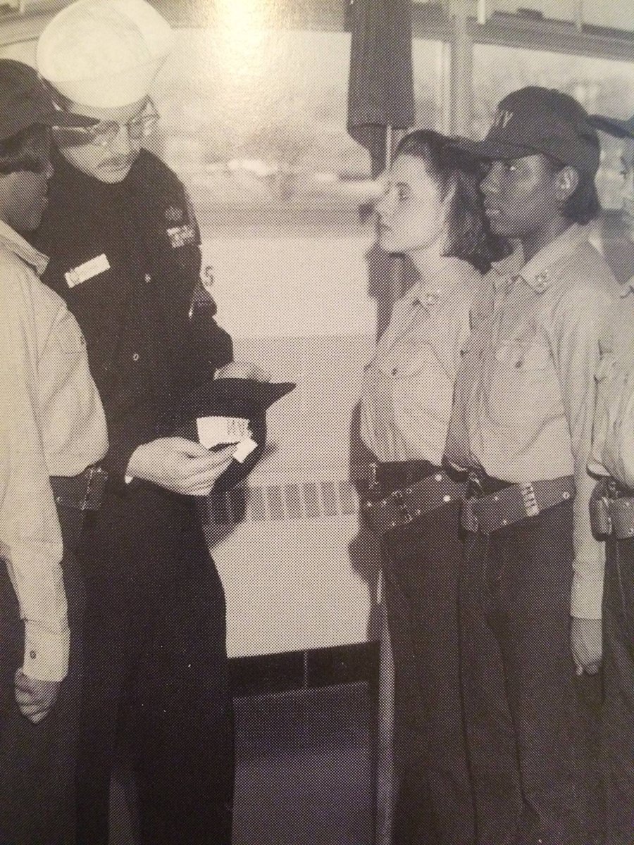 GCurtisTeacher's tweet photo. 1994 Navy Boot Camp RTC Great Lakes ⚓️🇺🇸 #HappyVeteransDay #ProudlyServed #Inspection #Guidon #PassAndReview #Company103 #AnchorsAweigh https://t.co/x6xfSVDI6o