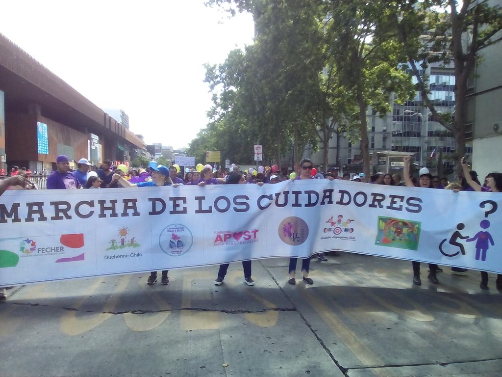 AlianzaPaciente's tweet photo. Comenzamos a Marchar!! Cuidadores por sus derechos!! https://t.co/y9kH3tejVb