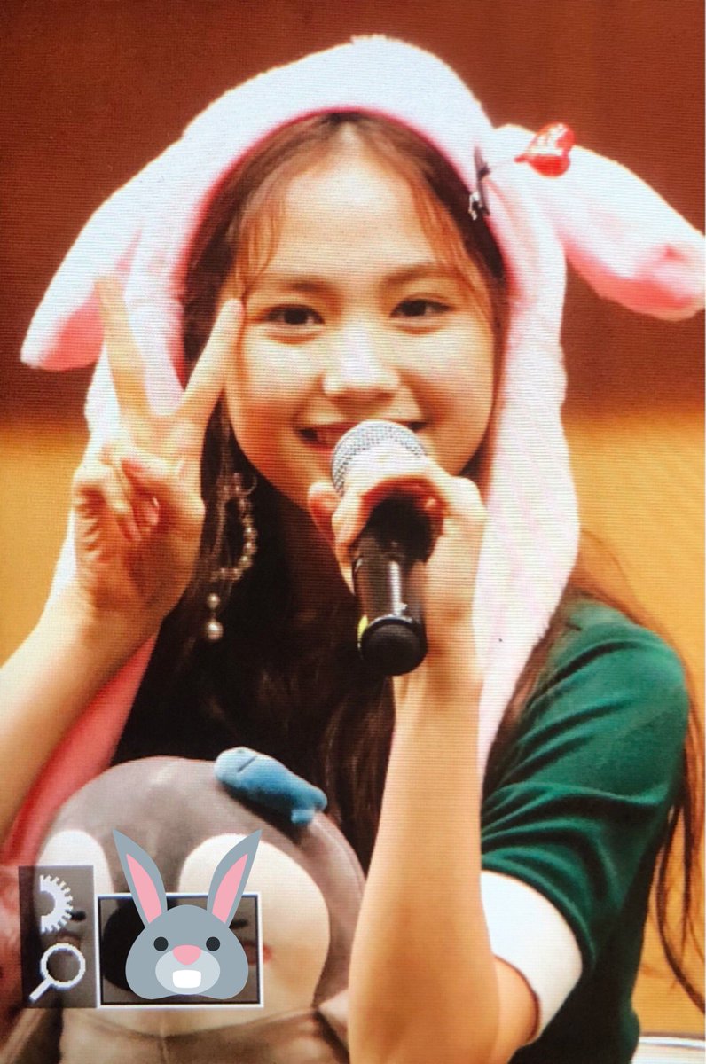 010907com's tweet image. 181111 당산 팬싸인회 프리뷰

LOVE 🐰💖

@iMe_Dreamnote 
#드림노트 #수민 #박수민