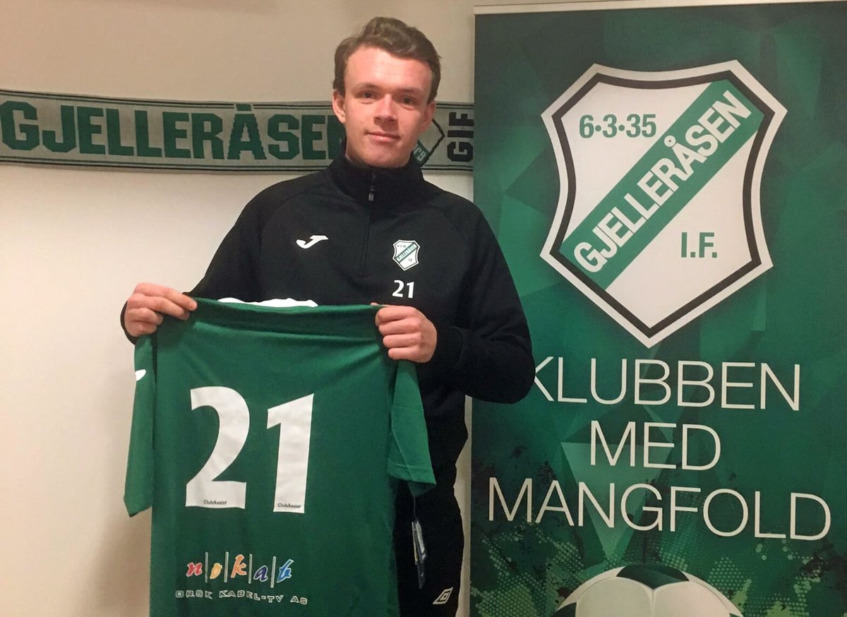 Henning Berg is one of very few players to win the Premier League with two teams (Blackburn and Manchester United). His son,  @williamberg96 , is also a defender playing both CB and LB for Gjelleråsen in the Norwegian fourth tier