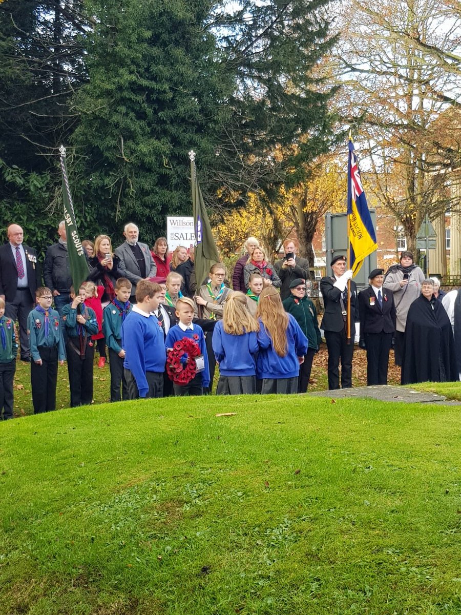 So proud of our @SpilsbyPrimary headboys and girls for representing the school so brilliantly this morning for the <a href="/PoppyLegion/">Royal British Legion</a> remembrance service at St James! Amazing ambassadors #100years #amabassadors #Armistace100