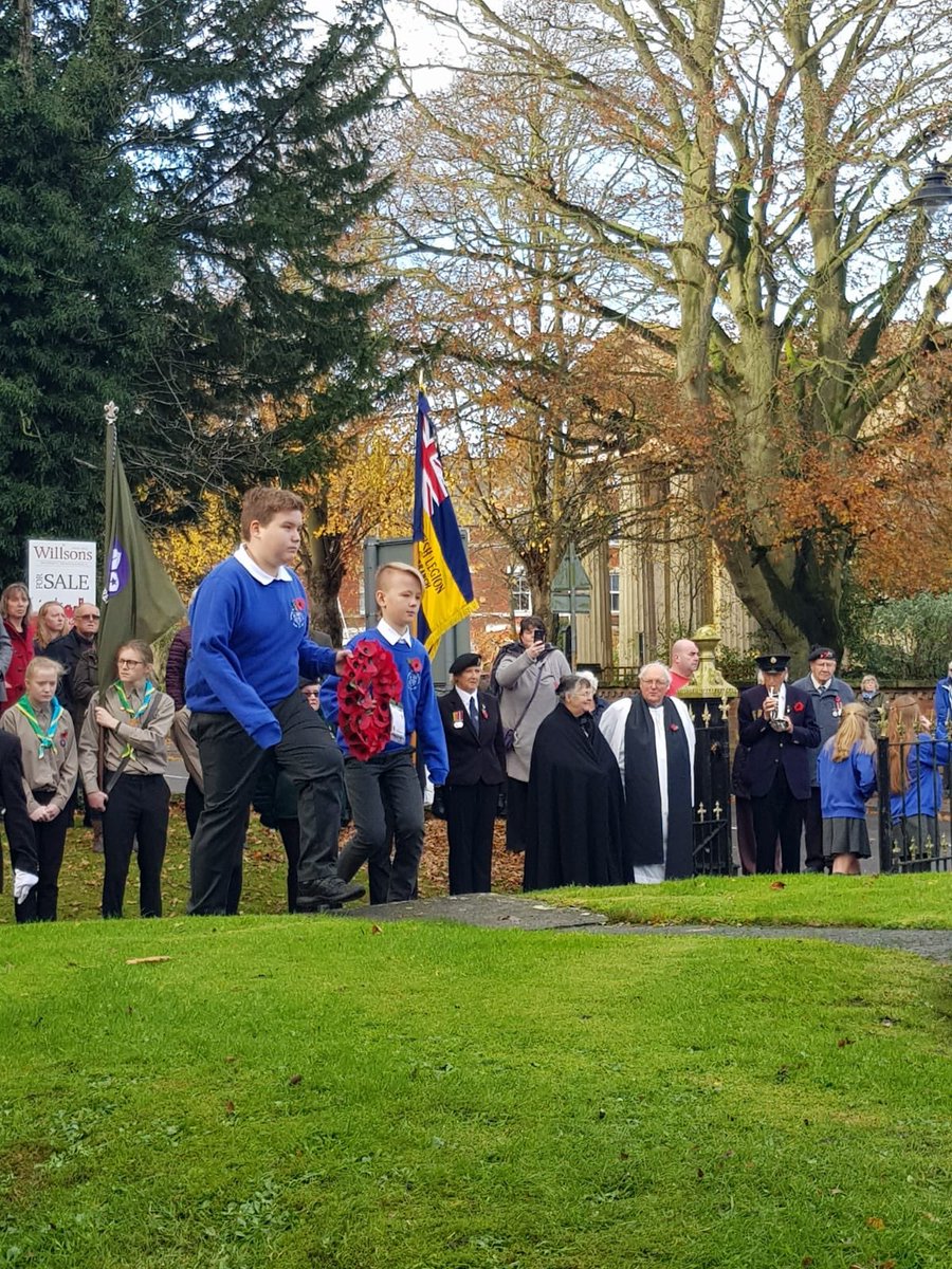 AndyC_82's tweet photo. So proud of our @SpilsbyPrimary headboys and girls for representing the school so brilliantly this morning for the @PoppyLegion remembrance service at St James! Amazing ambassadors #100years #amabassadors #Armistace100 https://t.co/vtsKNE1eS4