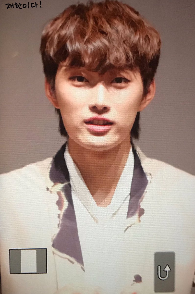 _1995_07_01_'s tweet photo. 181111 팬사인회 프리뷰
#SPECTRUM #스펙트럼 #김재한 #재한 
-
💙😭💙😭💙 https://t.co/zGv0f0VOr4