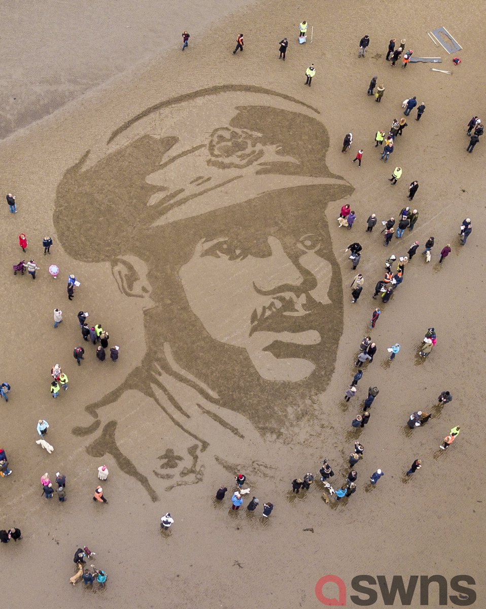 NTSonline's tweet image. We're halfway there! Our teams across Scotland have completed portraits of Captain Charles Hamilton Sorley on Roseisle beach, Second Lieutenant Walter Tull on Ayr beach and Doctor Elsie Inglis on West Sands beach. #PagesoftheSea #RemembranceDay2018