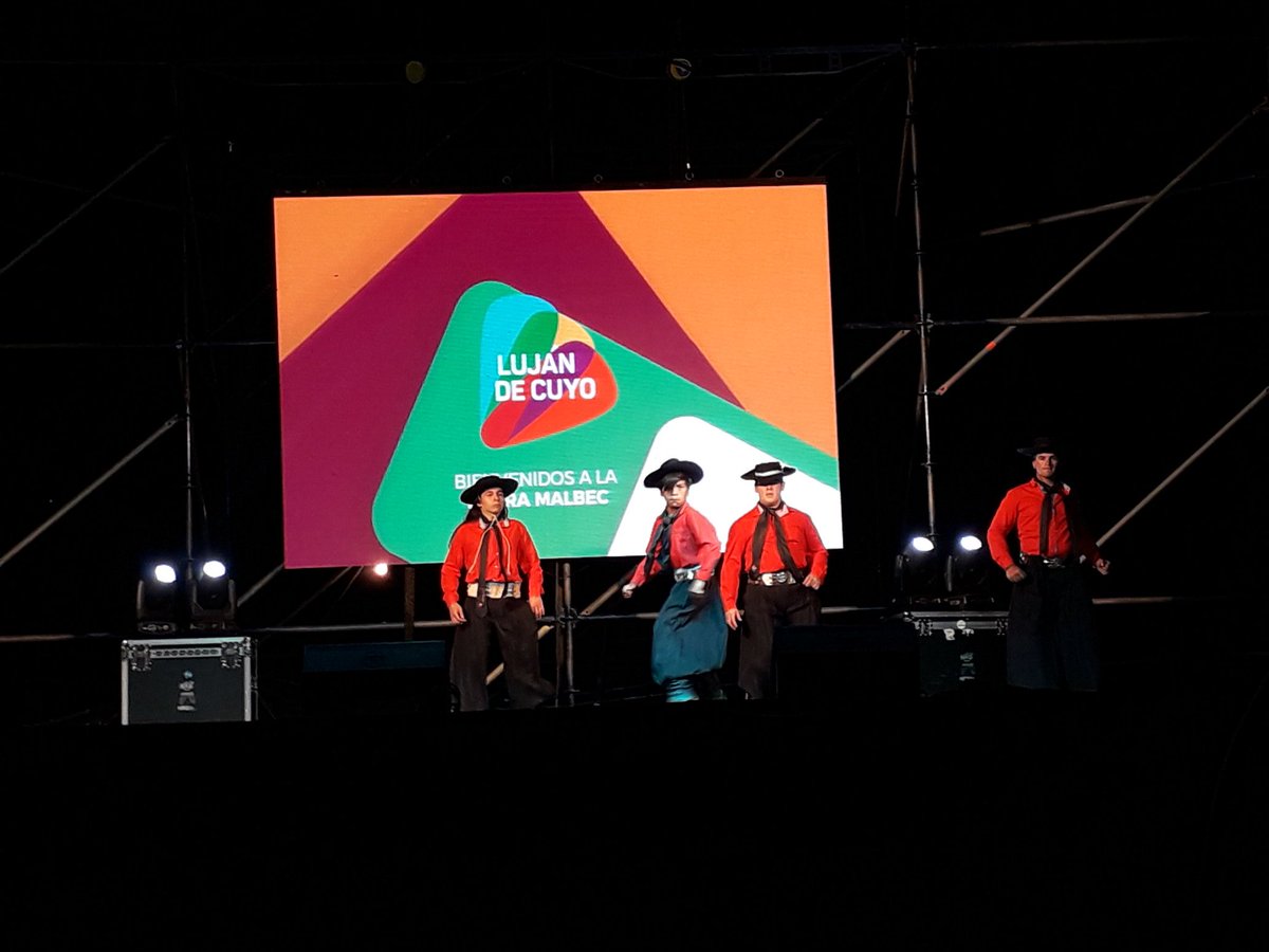 Acsetien's tweet image. Vendimia en Potrerillos!
#vendimiasdistritales