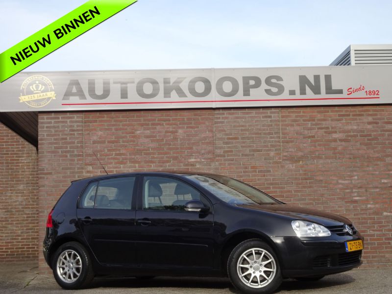 AutoKoops's tweet image. Volkswagen Golf V - € 3950,-
autokoops.nl/3135227/1685/