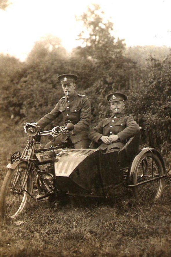 rogerhjones1's tweet photo. Maternal Grandfather (in the sidecar) Pete. Howard A. Daulton 15th Bn. Sherwood Foresters (Bantams) died of wounds at The Somme 26/7/1916 @StTeilo4755 @WestWalesMason . https://t.co/oBWvb6DMQx