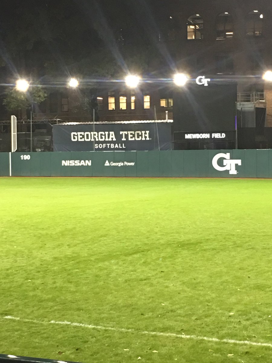 LisaHof95527336's tweet photo. Georgia Tech Prospect Camp was amazing.
@Hoffman10E #hittheballhard #snap #Atlantaweekend https://t.co/ZS2fRuQDai