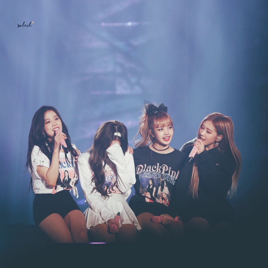 RubyJen_BAE's tweet image. มันดีเสมอ และ ดีที่สุด เมื่ออยู่ด้วยกัน 4 คน คนดีของแม่ 😊😊😊💓💕💖💞 #JSLC