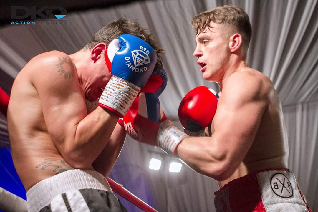 dankelly76's tweet photo. Great night of #boxing last night on @JEboxingworksop @ScottCalow show in #Nottingham thanks for having us really enjoyed it 👍🏻📷👊🏻 https://t.co/uN7VtTzS0U
